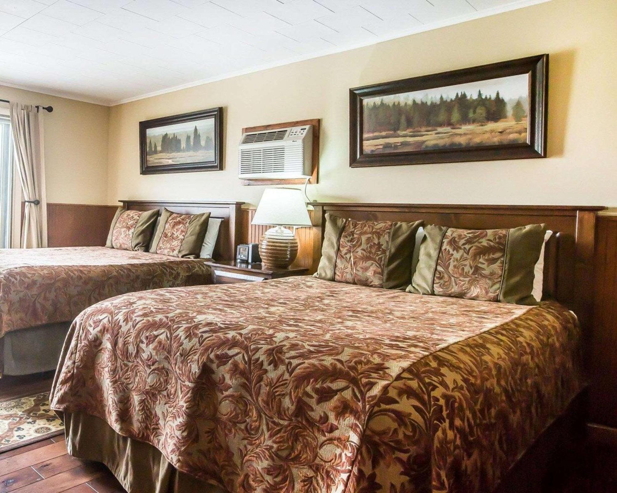 Yellowstone Valley Lodge, Ascend Hotel Collection Pray Exterior photo
